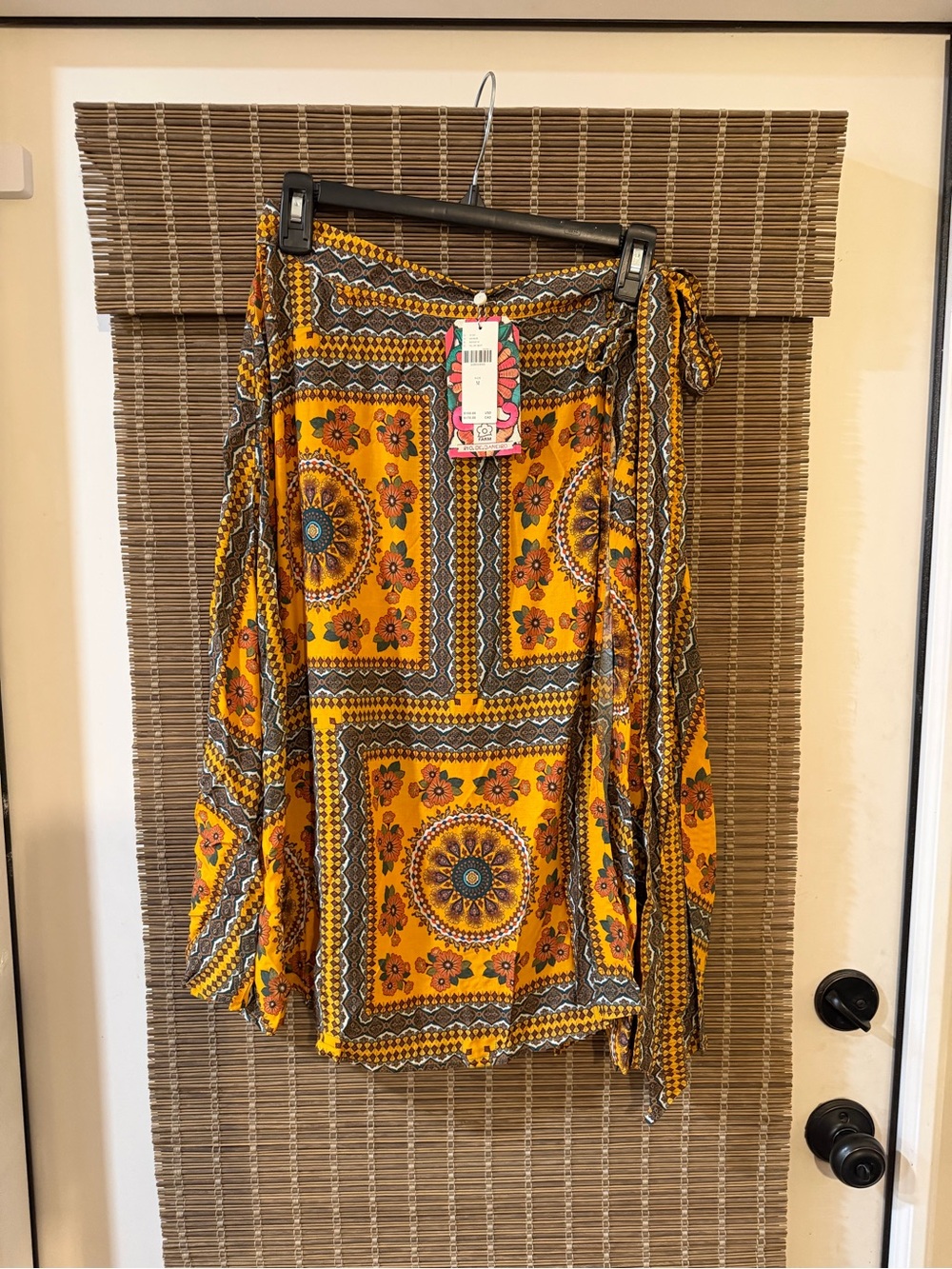 NWT Farm Rio Anthropologie Suncatcher skirt- wrap MEDIUM - Picture 3 of 6